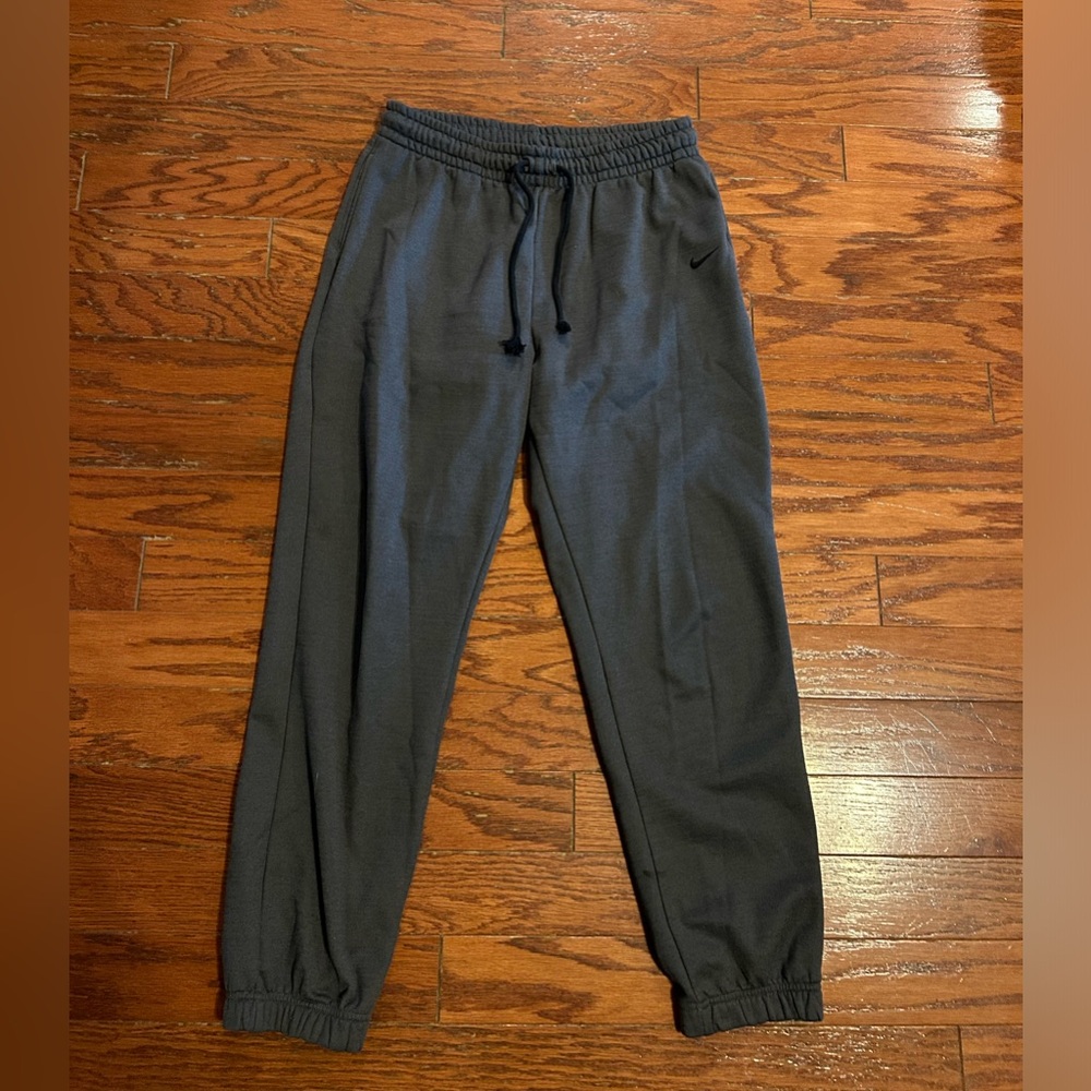 Nike sweatpants dark grey L
